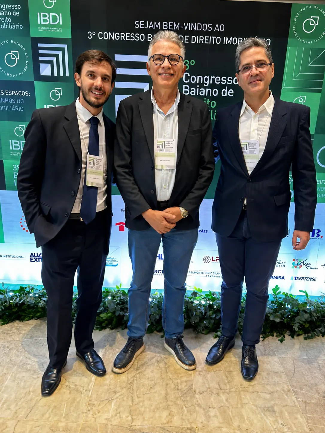Profissionais reunidos em congresso institucional