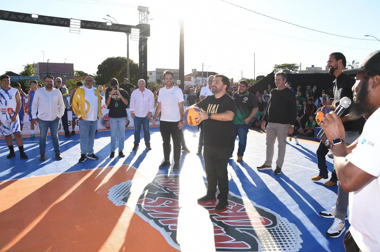 Participantes reunidos durante abertura de uma etapa do Minas Urbano