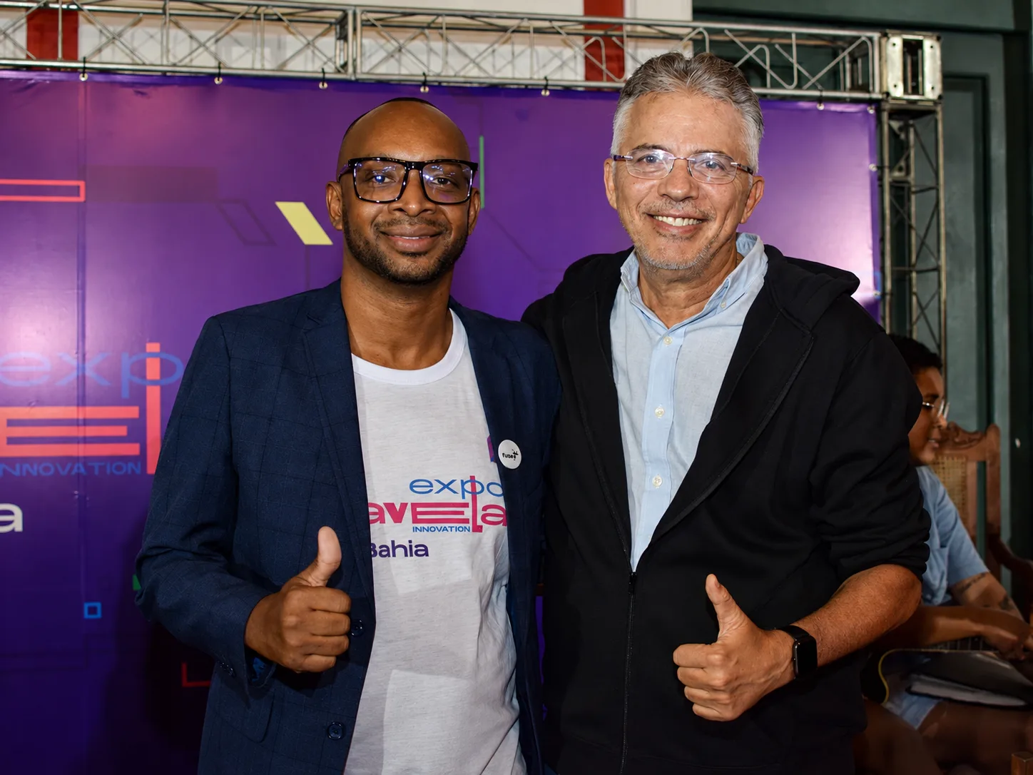 Professor Ney Campello com representante da Expo Favela Bahia